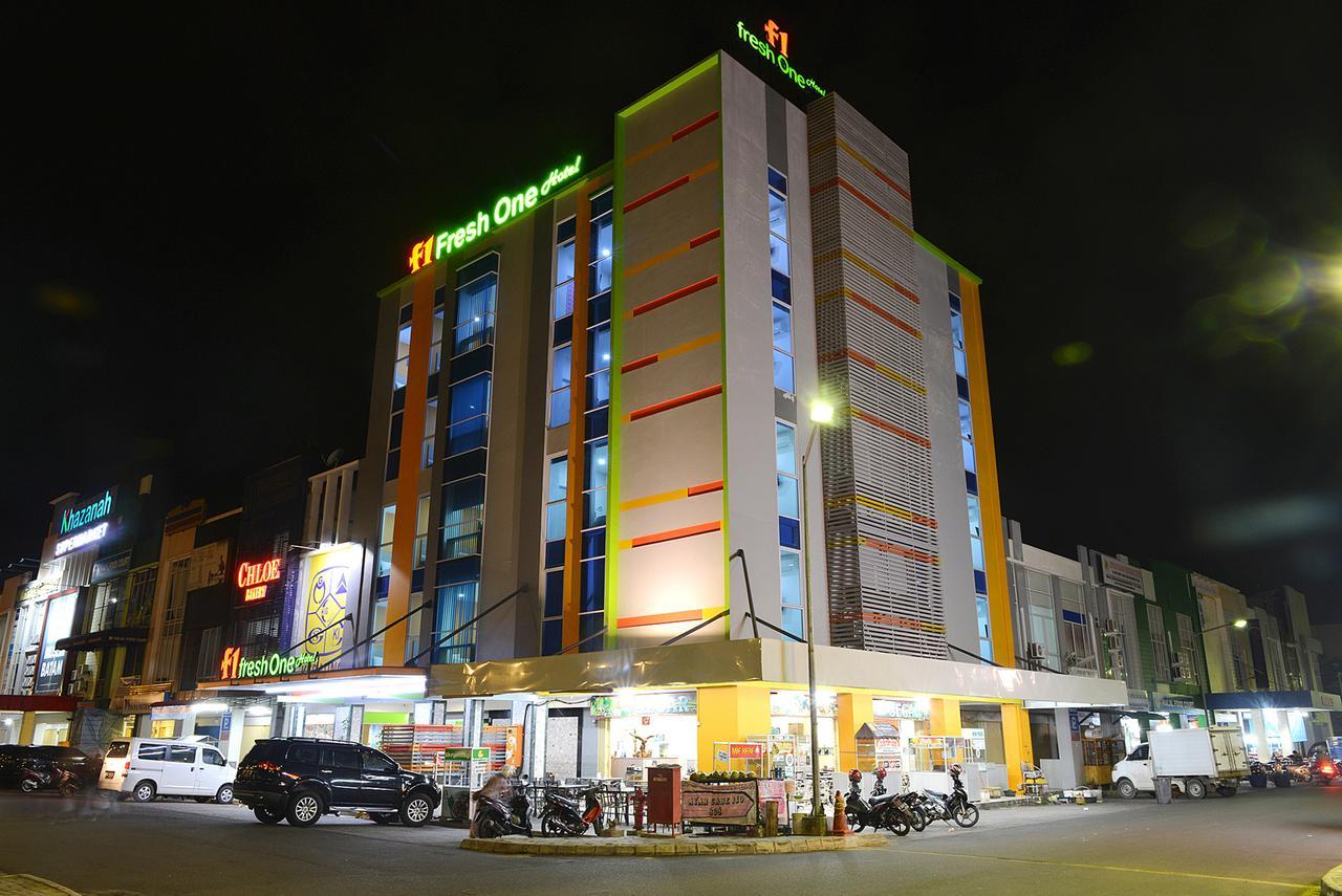 鲜一酒店 Batam 外观 照片